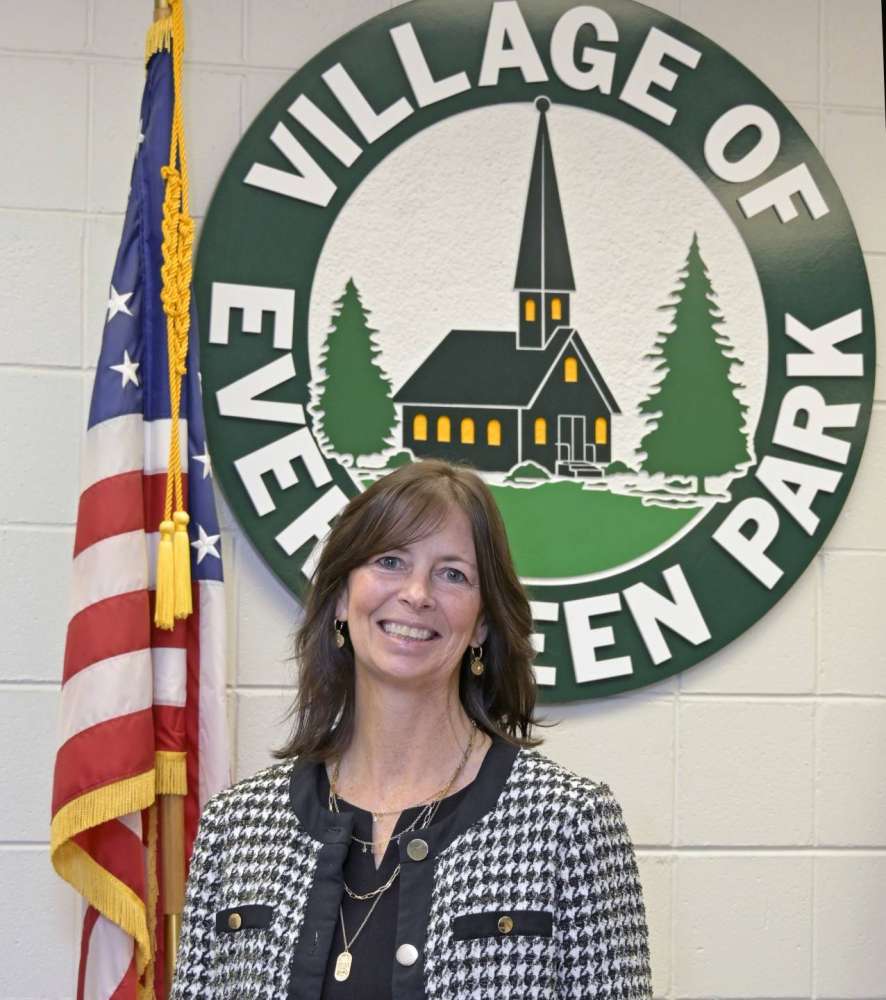 <strong>Kelly Burke</strong>